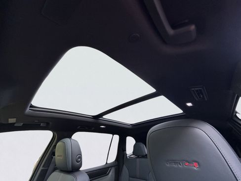 Used 2024 GMC Acadia AT4 w/ LPO, Floor Liner Package image 6