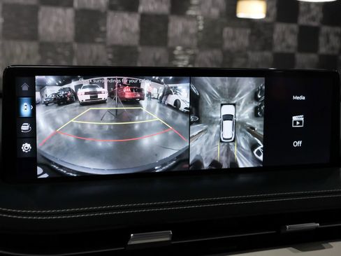 Used 2022 Genesis GV70 3.5T Sport w/ Sport Advanced Package image 21