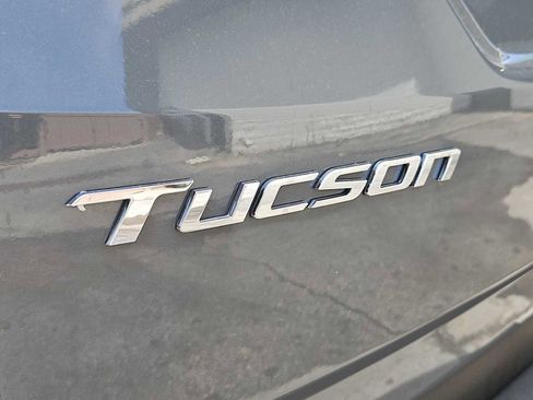 Certified 2024 Hyundai Tucson Limited FWD image 12