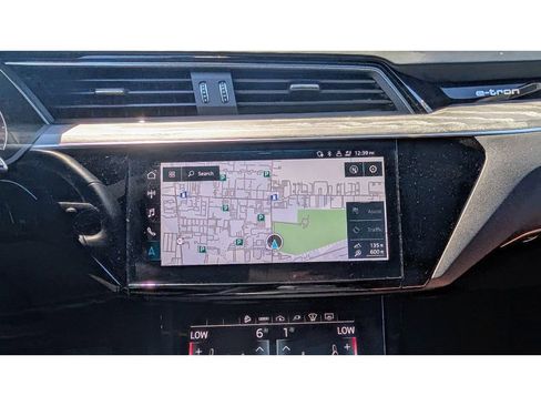 Used 2023 Audi e-tron Chronos image 24