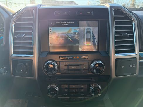 Used 2015 Ford F150 Platinum w/ Equipment Group 701A Luxury image 18