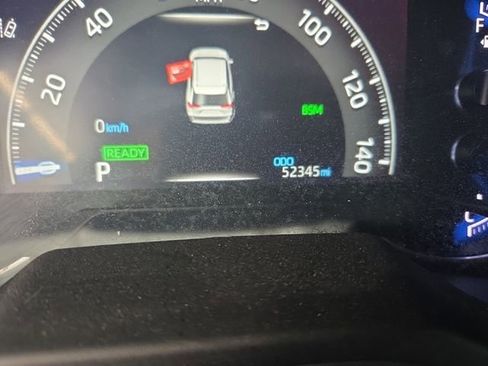 Used 2024 Toyota RAV4 LE AWD/4WD image 5