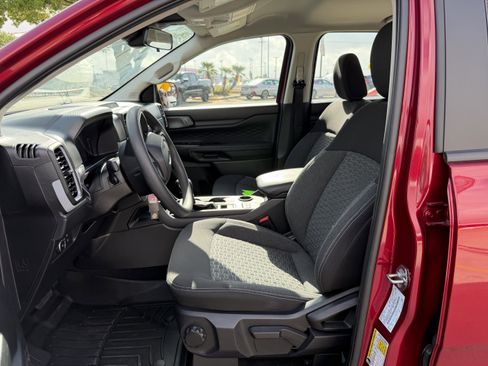 Used 2025 Ford Ranger XL w/ Trailer Tow Package image 16