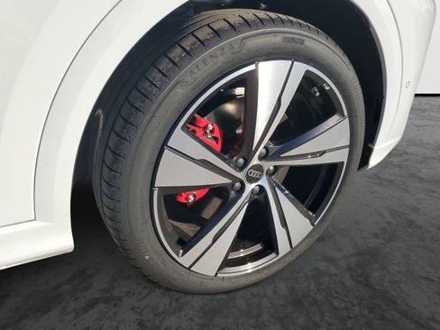 New 2025 Audi SQ5 Premium Plus image 6