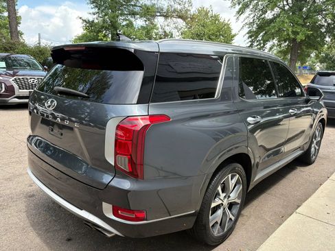 Used 2021 Hyundai Palisade Limited FWD image 5