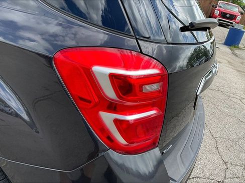 Used 2016 Chevrolet Equinox LT w/ Convenience Package image 29