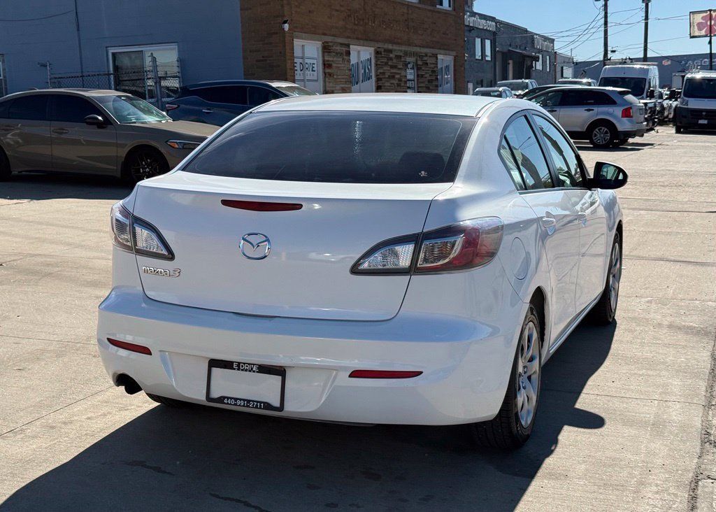 Used 2012 MAZDA MAZDA3 i Sport FWD image 7