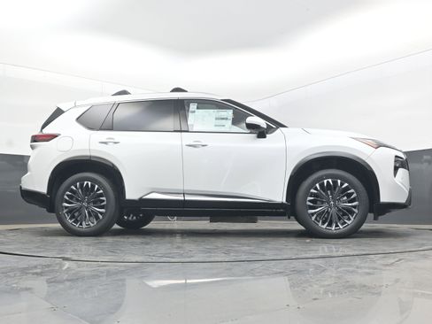 New 2026 Nissan Rogue Platinum AWD/4WD image 31