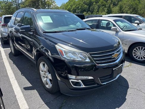 Used 2016 Chevrolet Traverse LT w/ Style and Technology Package AWD/4WD image 1