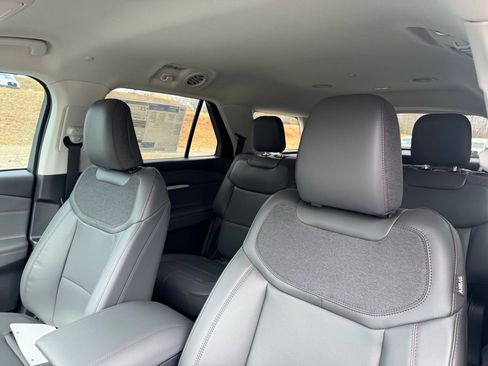 New 2026 Ford Explorer Active w/ Active Comfort Package image 25