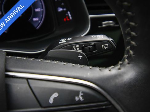Used 2019 Audi Q8 Premium w/ Convenience Package image 36
