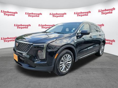 Used 2024 Cadillac XT4 Premium Luxury AWD/4WD image 24