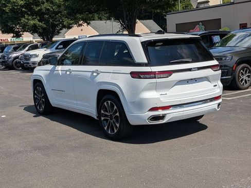 Certified 2023 Jeep Grand Cherokee Overland AWD/4WD image 5