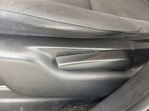 Used 2019 Dodge Durango SXT w/ 3rd Row Seating Group RWD image 21