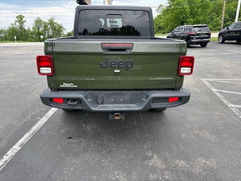 Used 2021 Jeep Gladiator Sport AWD/4WD image 6