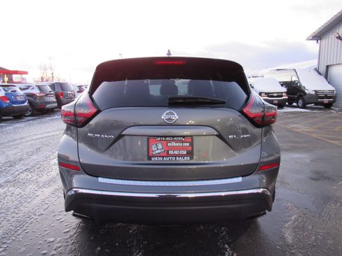 Used 2019 Nissan Murano SL image 4
