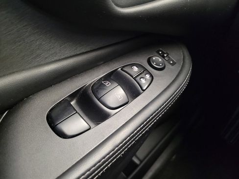 Used 2019 Nissan Murano SV w/ Premium Package AWD/4WD image 27