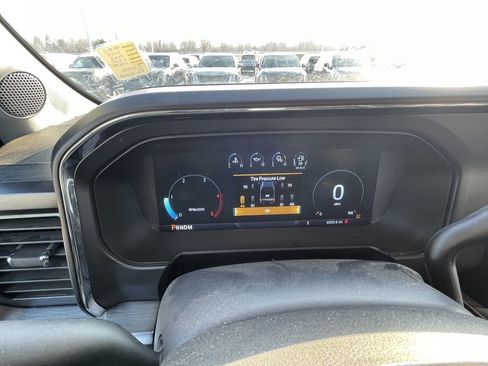 Used 2024 Ford F350 Lariat image 17