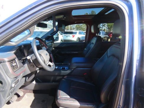 Used 2022 Ford Expedition Max Limited image 25