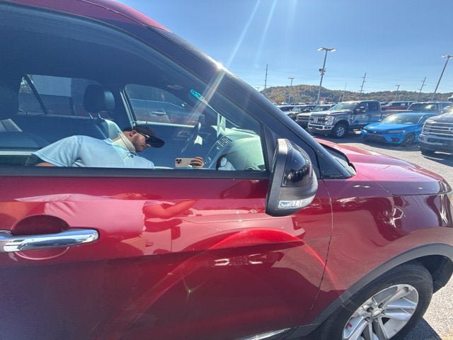 Used 2013 Ford Explorer XLT AWD/4WD image 15