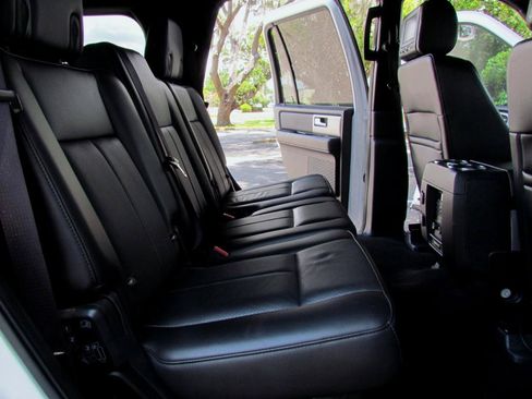 Used 2014 Ford Expedition Limited w/ Equipment Group 301A RWD image 29