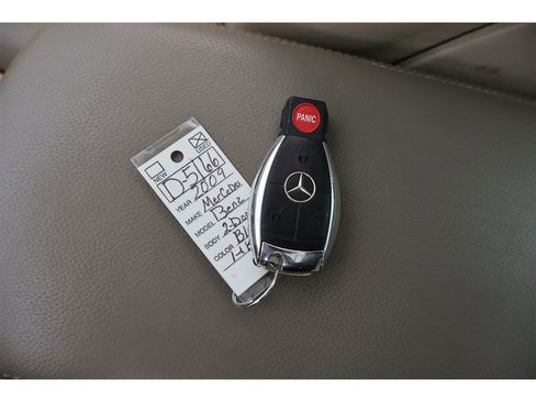 Used 2009 Mercedes-Benz SL 550 image 33