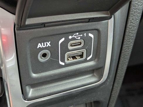 Used 2024 Jeep Wrangler Unlimited Sport AWD/4WD image 22