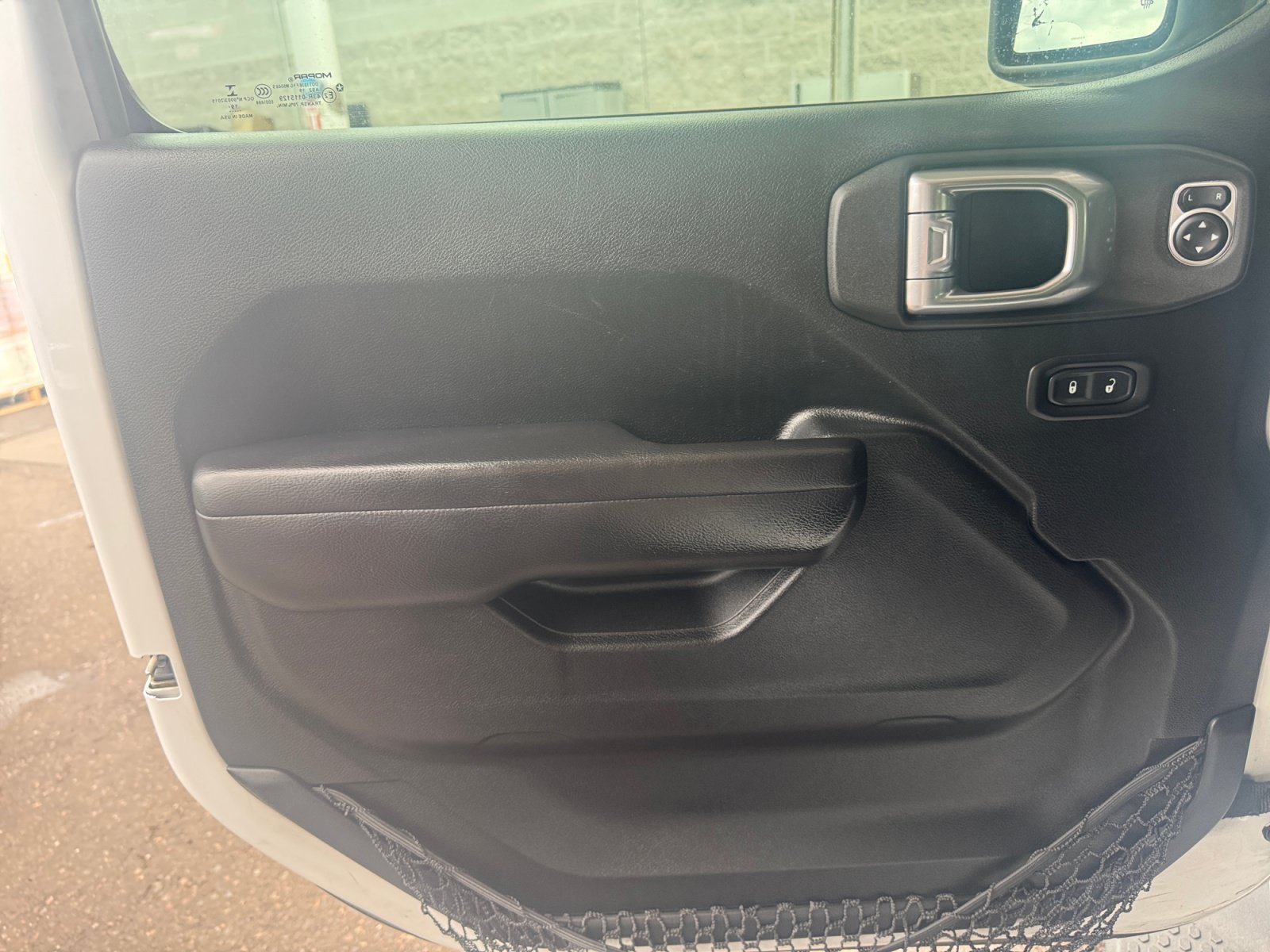 Used 2020 Jeep Wrangler Sport AWD/4WD image 10