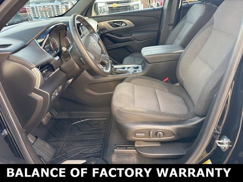 Used 2023 Chevrolet Traverse LT image 15