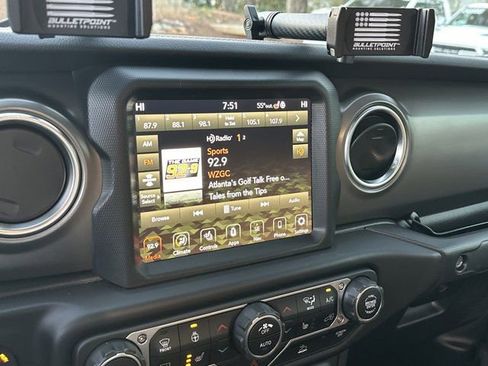 Used 2022 Jeep Gladiator Rubicon w/ Cold Weather Group image 29