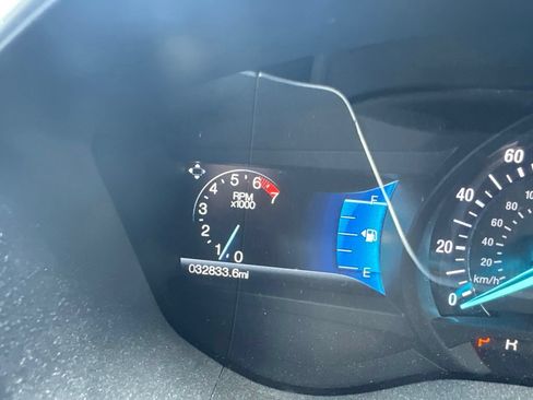 Used 2016 Ford Fusion SE w/ Equipment Group 202A FWD image 11