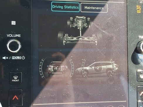 Used 2025 Subaru Outback Premium image 25