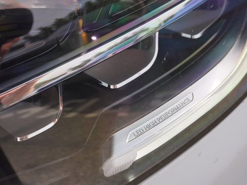 Used 2021 Mercedes-Benz GLC 300 4MATIC image 58