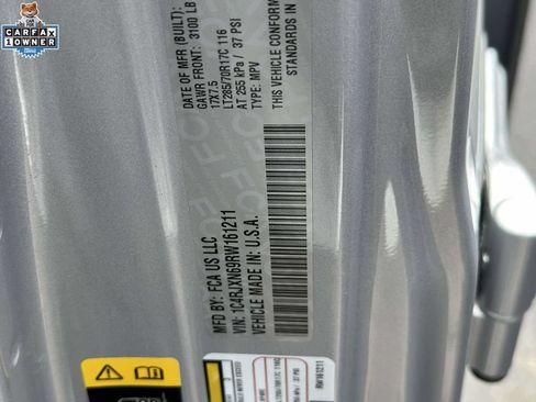 Used 2024 Jeep Wrangler Unlimited AWD/4WD image 16