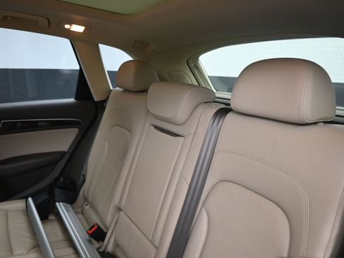 Used 2016 Audi Q5 2.0T Premium Plus w/ Technology Package AWD/4WD image 16