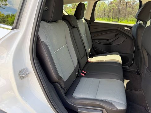 Used 2014 Ford Escape SE AWD/4WD image 21