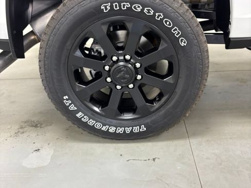 New 2026 RAM 2500 Big Horn AWD/4WD image 32