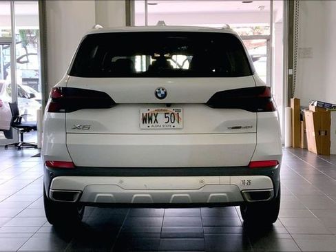 Used 2024 BMW X5 sDrive40i RWD image 4