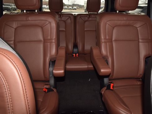New 2025 Lincoln Aviator Reserve w/ Equipment Group 201A image 18