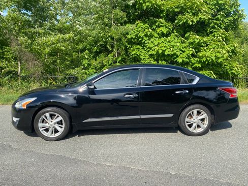 Used 2015 Nissan Altima 2.5 SV w/ Convenience Package image 20