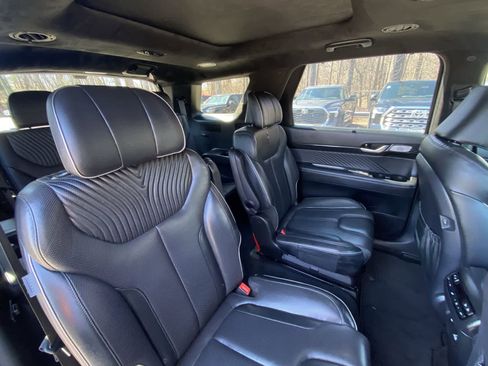 Used 2023 Hyundai Palisade Calligraphy image 24