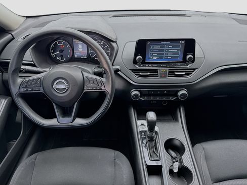 Used 2023 Nissan Altima 2.5 S FWD image 14