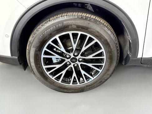 Used 2023 Ford Escape SE w/ PHEV Premium Package image 38