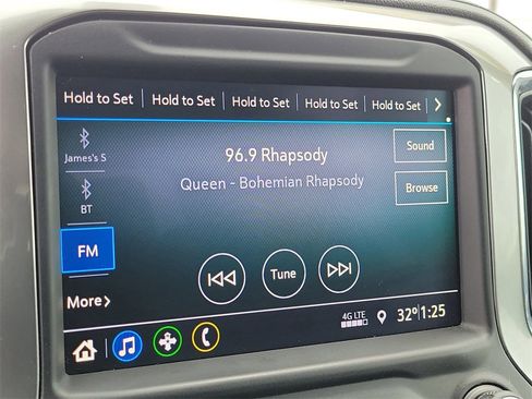 Used 2019 Chevrolet Silverado 1500 LT w/ Remote Start Package image 25