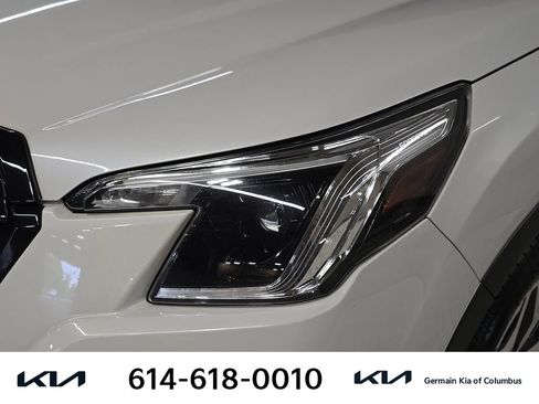 Used 2024 Subaru Forester Premium AWD/4WD image 14