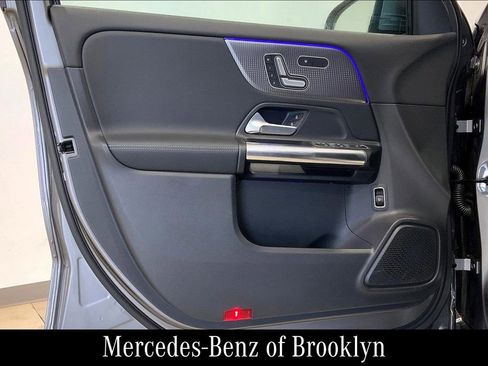 Used 2021 Mercedes-Benz GLA 250 4MATIC image 24