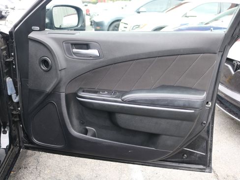 Used 2023 Dodge Charger GT image 41