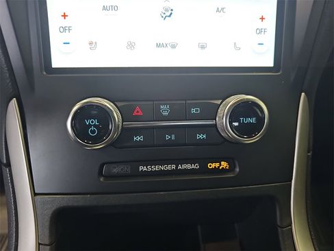 Used 2024 Ford Edge ST-Line image 24