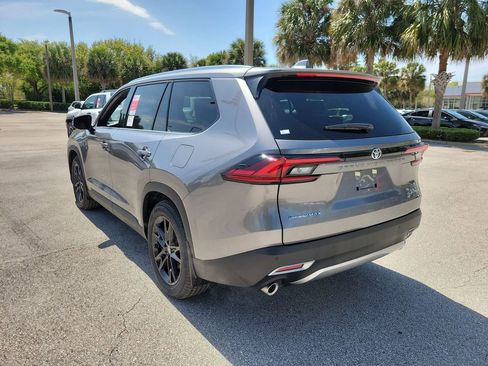 New 2026 Toyota Grand Highlander MAX Platinum image 4