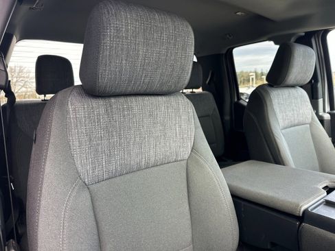 Used 2023 Ford F150 XLT w/ Trailer Tow Package image 15